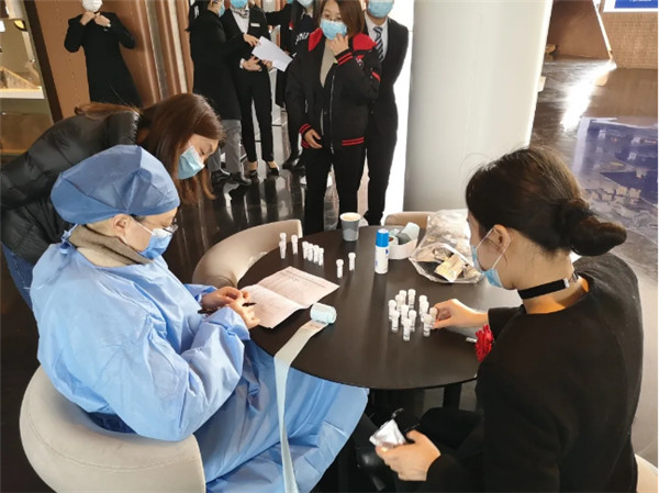 多重举措严格防疫！实地·紫薇雅著为全体员工进行核酸检测
