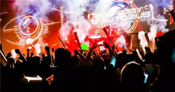 周末音浪来袭，躁动全城！线上猜歌词赢千元壕礼！ 
