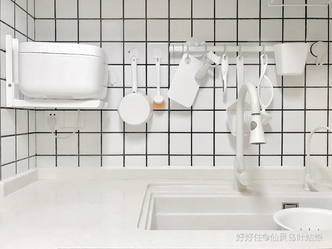 小户型4·厨房，收纳全上墙：两种风格这样搭，真是头一回见