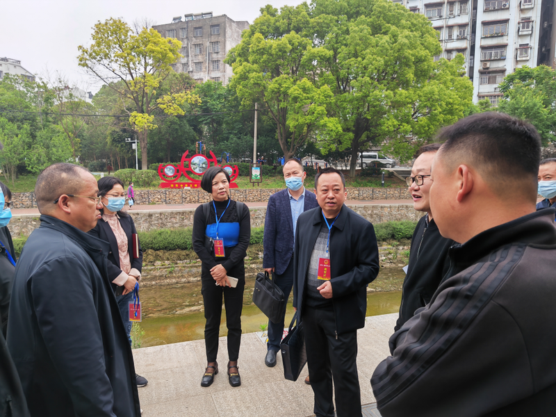 解决群众“烦心事”丨东宝区泉口街道代表小组在行动