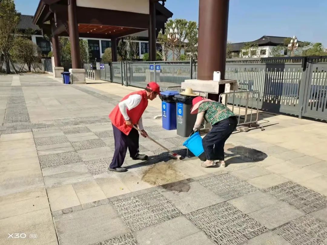 中房公司全力配合荆门迎国检工作剪影