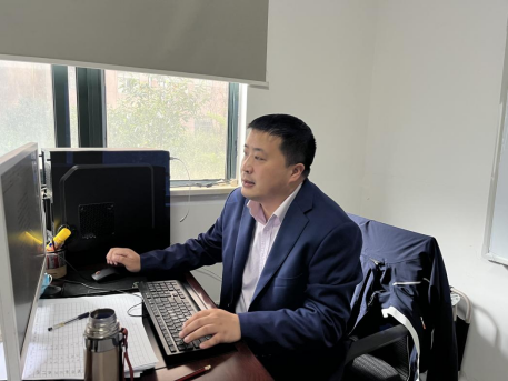 市城控物业公司党员干部热议党的二十大报告（二）