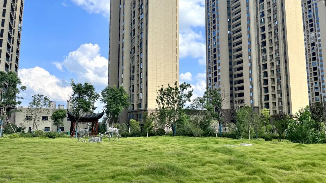 城建地产·双泉花园|每时每刻精致生活，享受满分美好。