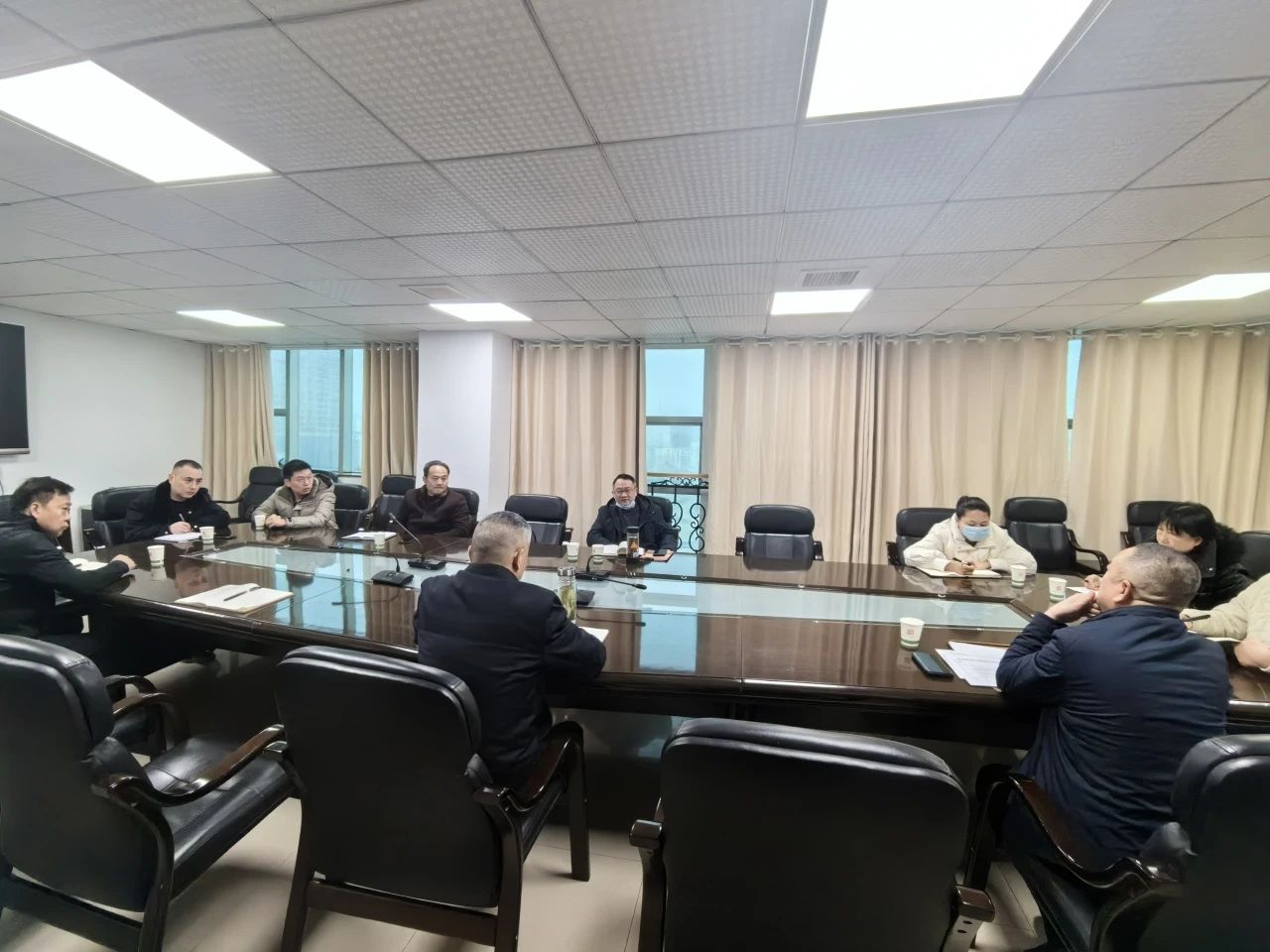 市大气办就建设工程项目扬尘治理有关问题与市住建局进行座谈